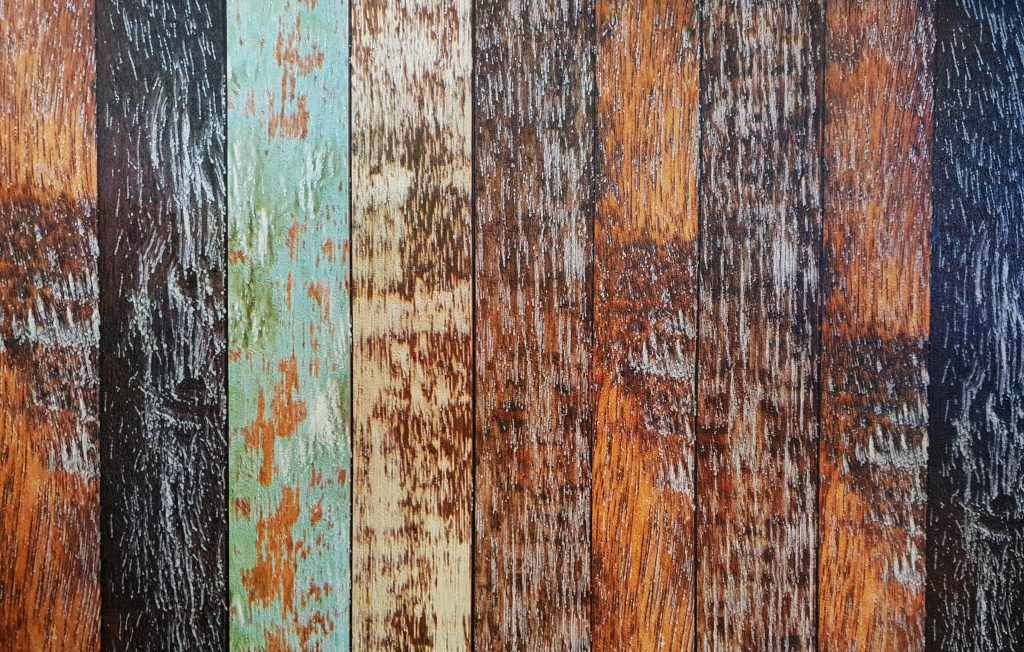 Lemnul-Masiv-Tipuri-Utilizari-Intretinere-Avantaje-si-Dezavantaje-Husk-Furniture