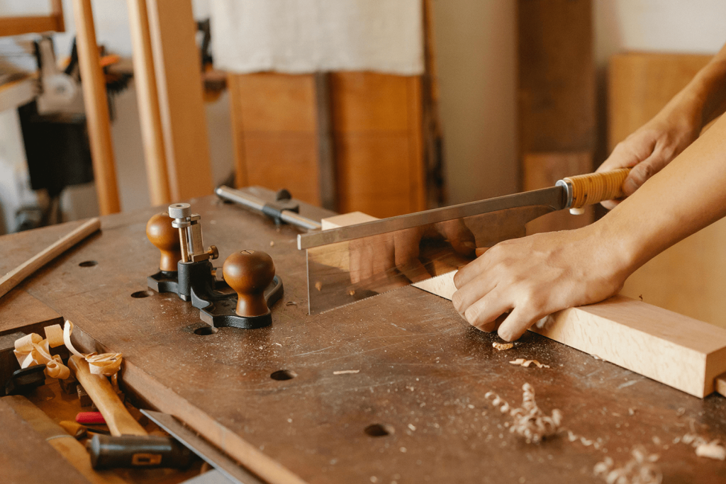Beneficiile-Mobilei-la-Comanda-si-De-Ce-Mobila-de-Serie-Este-Banala-Husk-Furniture